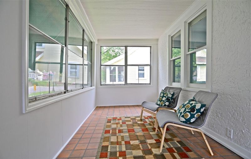 854 Ohio St, Saint Paul, MN 55107