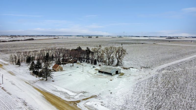 64380 290th St, Sargeant, MN 55973
