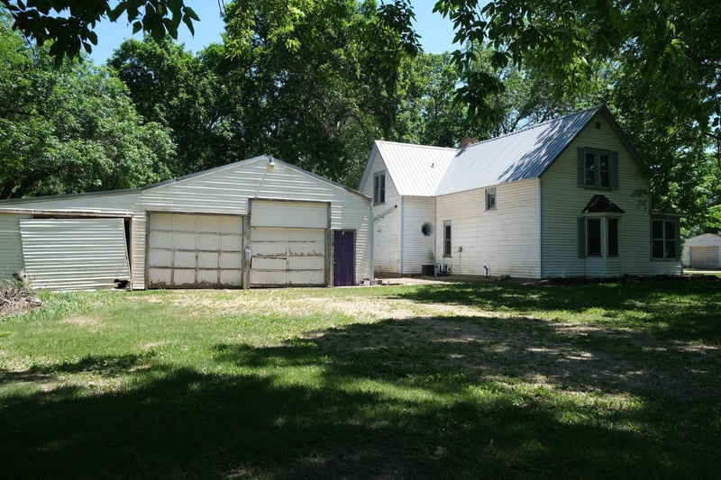 500 Grace Ave, Iona, MN 56141