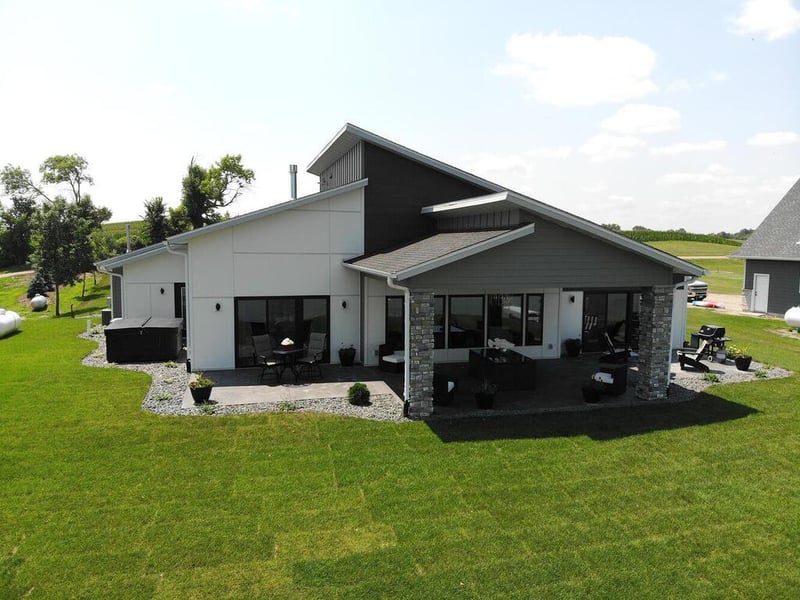 4643 180th Ct W, Faribault, MN 55021