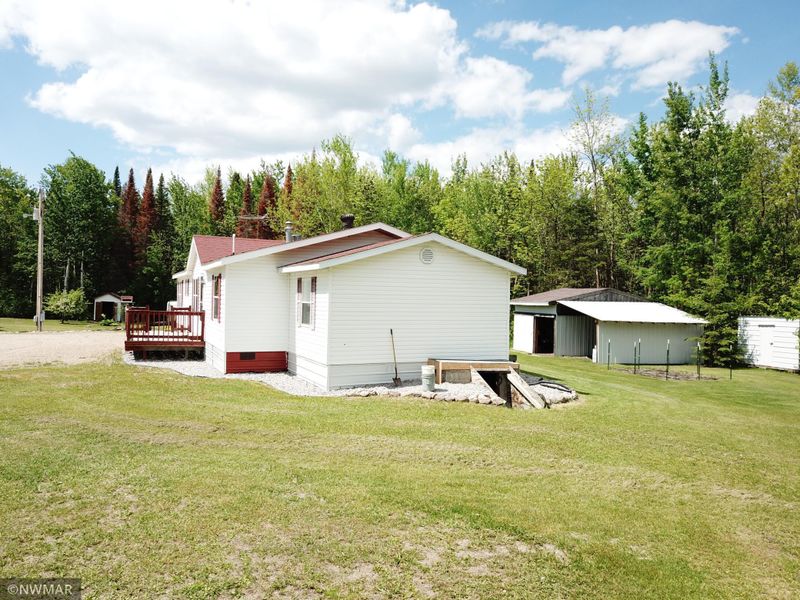 47475 County Road 12, Roseau, MN 56751