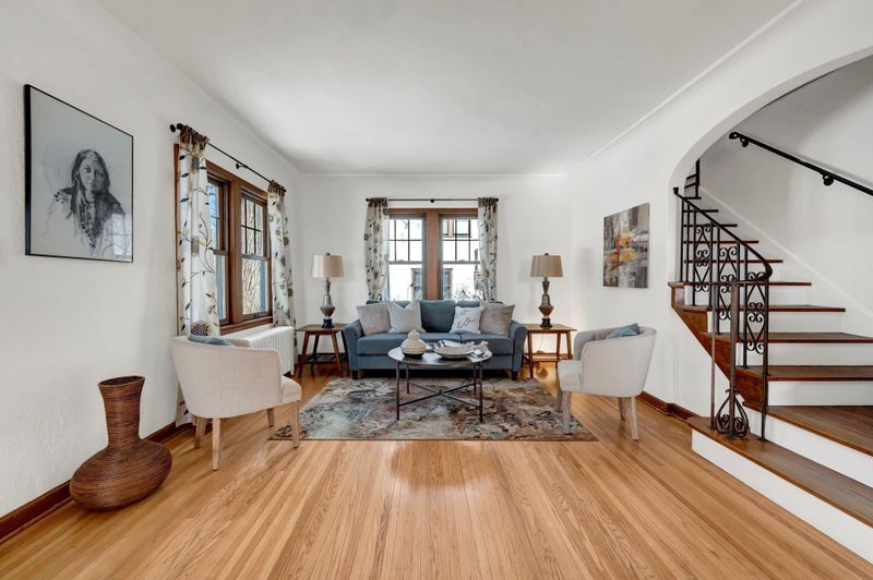 251 Bedford St SE, Minneapolis, MN 55414