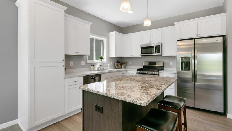 4426 86th St NE, Monticello, MN 55362