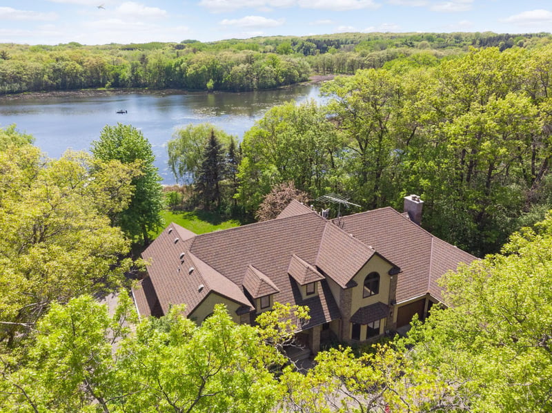 18885 Knollwood Cir, Lakeville, MN 55044