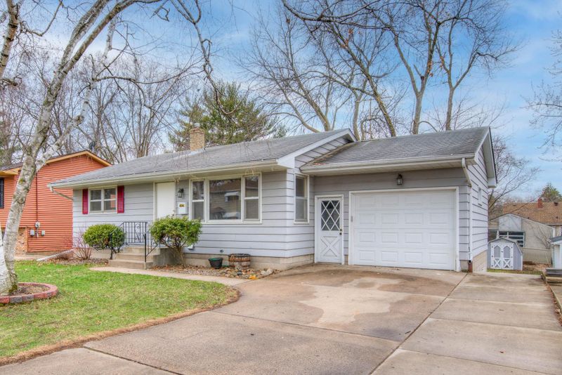 1421 Winchell St, Saint Paul, MN 55106