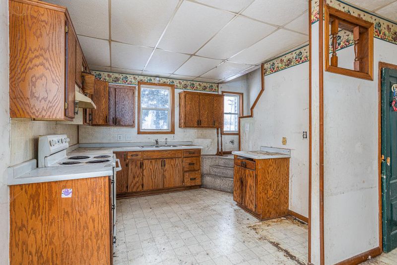 205 Chinook Ave SW, Avon, MN 56310
