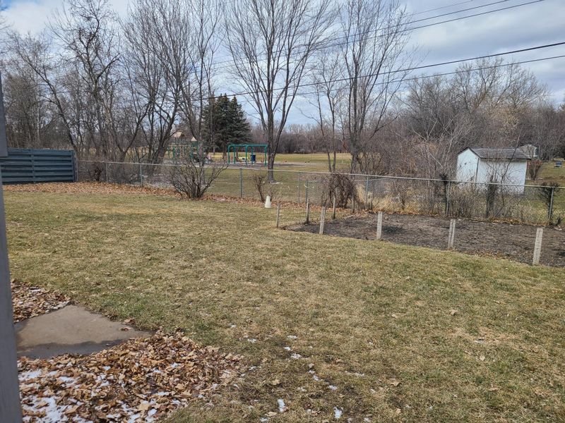 3624 83rd Ave N, Brooklyn Park, MN 55443