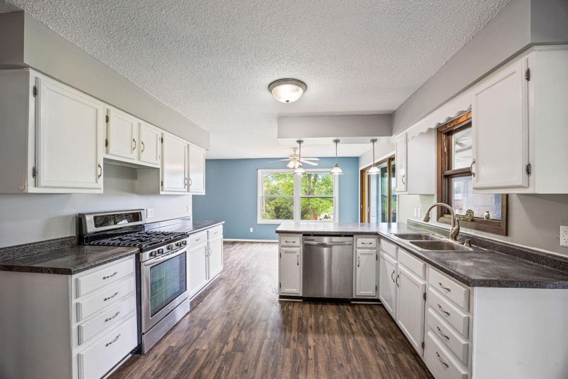 10251 Highway 22, Glencoe, MN 55336
