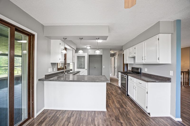 10251 Highway 22, Glencoe, MN 55336