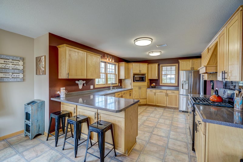 376 95th St, Clear Lake, WI 54005