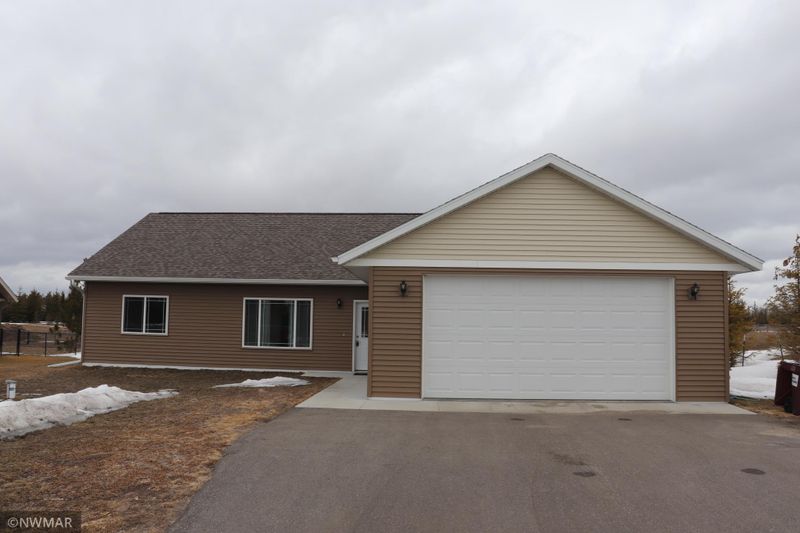 2008 Whiting Rd NW #24, Bemidji, MN 56601