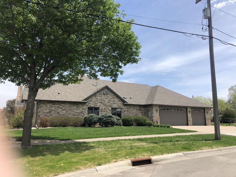 625 W 5th St, Red Wing, MN 55066