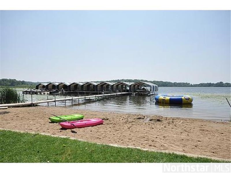 3071 Dartmouth Dr, Excelsior, MN 55331