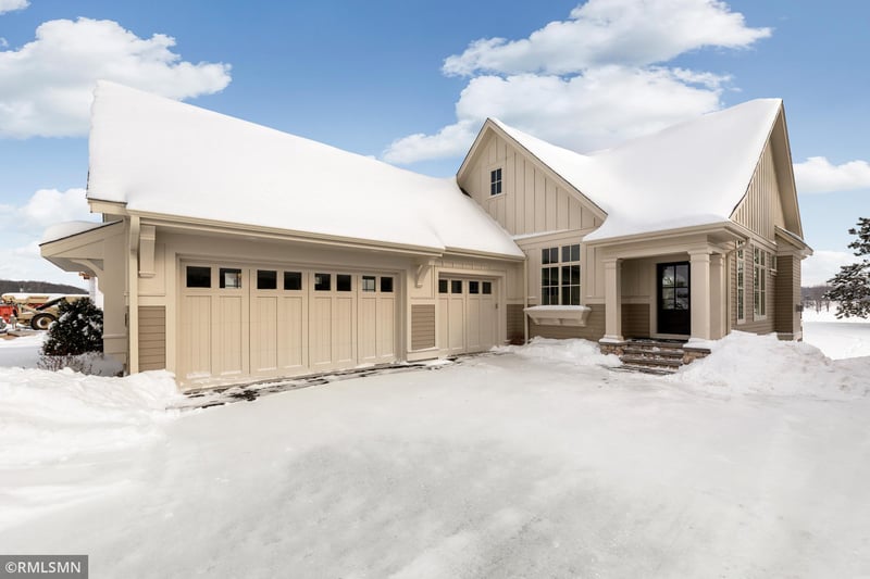 149 Lakeshore Cir, Waconia, MN 55387
