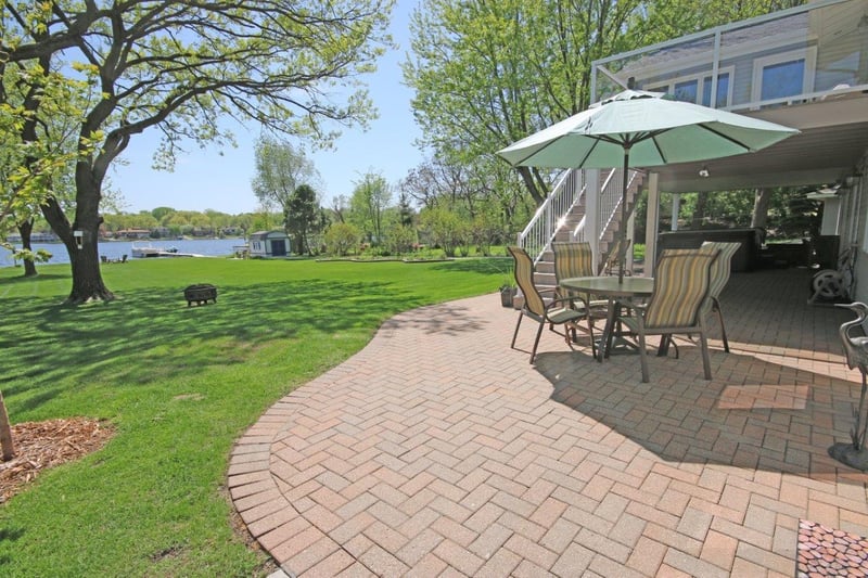 1497 Mississippi St, New Brighton, MN 55112