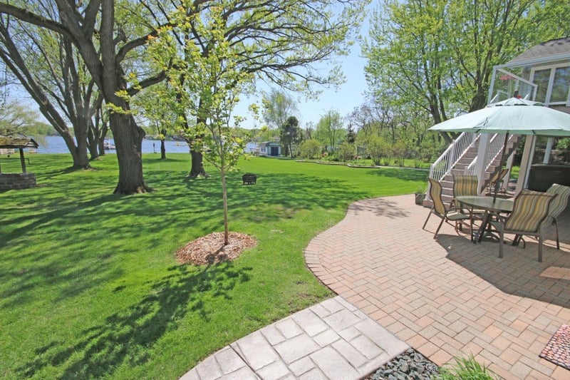 1497 Mississippi St, New Brighton, MN 55112
