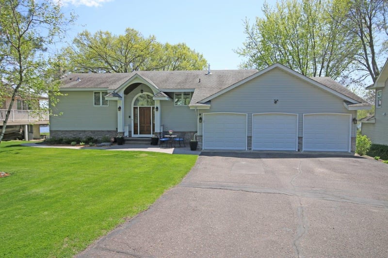 1497 Mississippi St, New Brighton, MN 55112