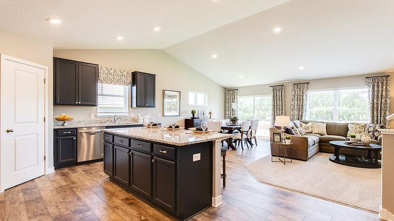 13580 Carrakay Way, Rosemount, MN 55068
