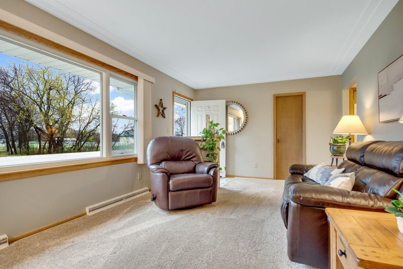 12780 Tucker Rd, Rogers, MN 55374