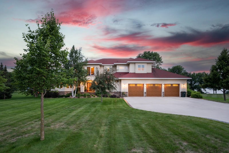 501 137th Ave NW, Spicer, MN 56288