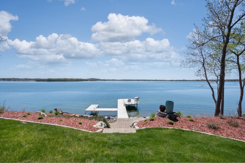 501 137th Ave NW, Spicer, MN 56288
