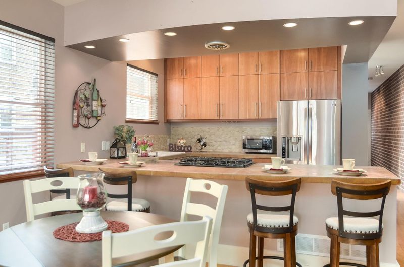 3240 Garfield Ave #101, Minneapolis, MN 55408