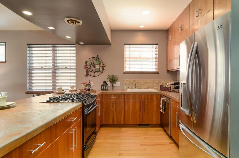 3240 Garfield Ave #101, Minneapolis, MN 55408