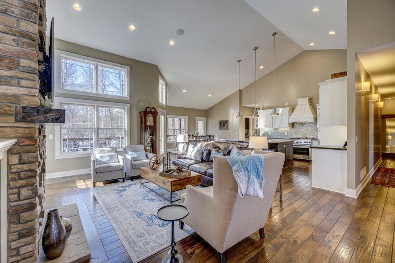 3297 Osgood Cv N, Stillwater, MN 55082