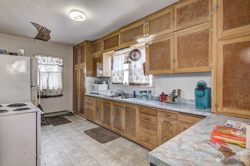 416 W Main St, Arcadia, WI 54612