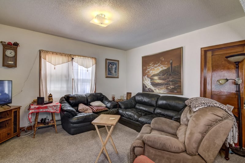 416 W Main St, Arcadia, WI 54612
