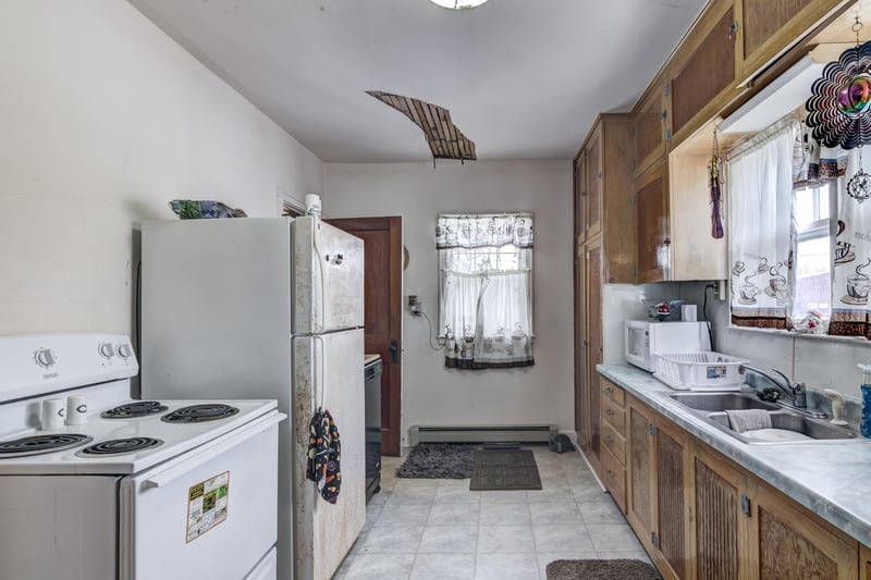 416 W Main St, Arcadia, WI 54612