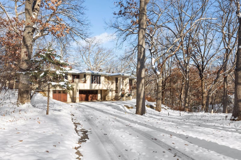 6617 Dakota Trl, Edina, MN 55439