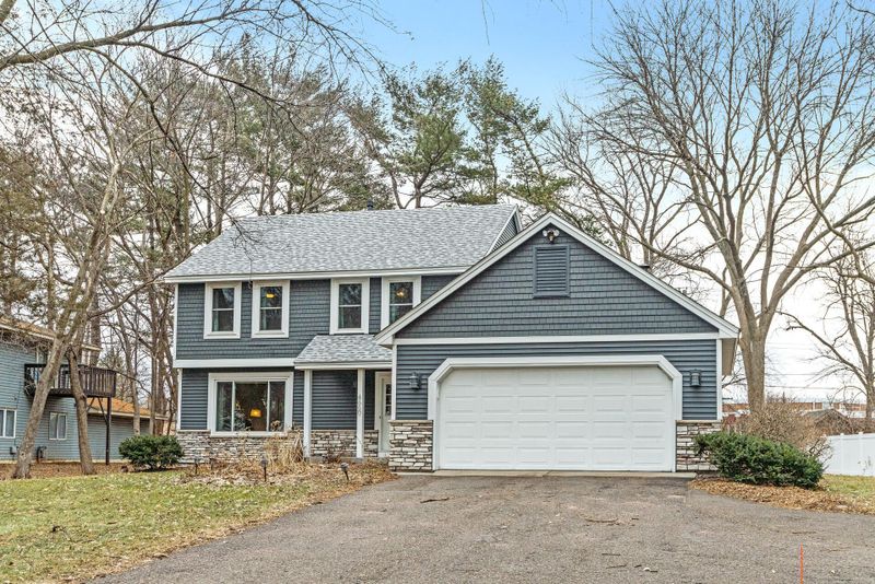 4660 Otter Lake Rd, White Bear Lake, MN 55110