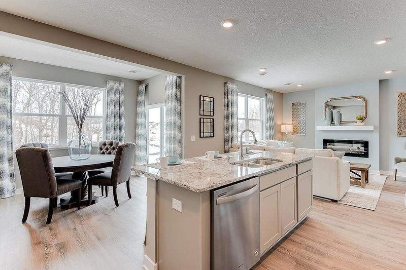 12587 Edison Cir NE, Blaine, MN 55449