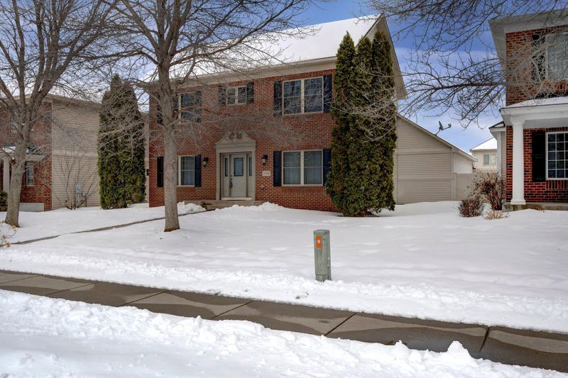 2699 118th Cir NE, Blaine, MN 55449