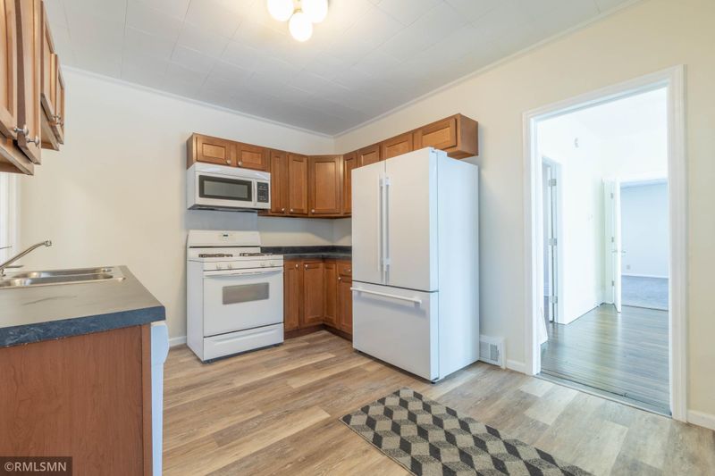 983 Agate St, Saint Paul, MN 55117