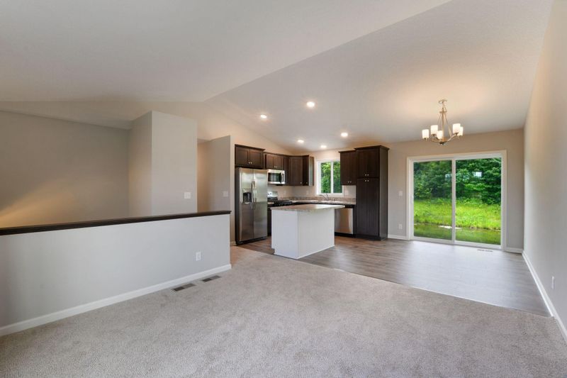 428 Emmy Ln, Hanover, MN 55341