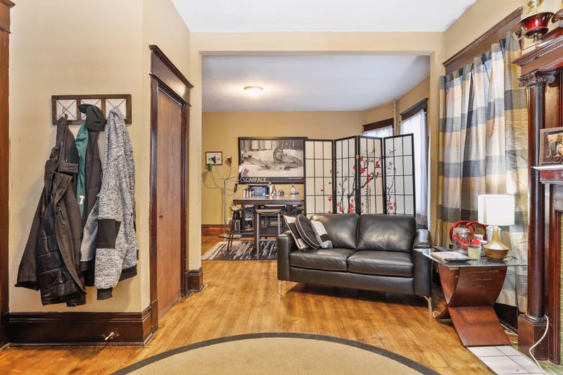 277 Aurora Ave, Saint Paul, MN 55103