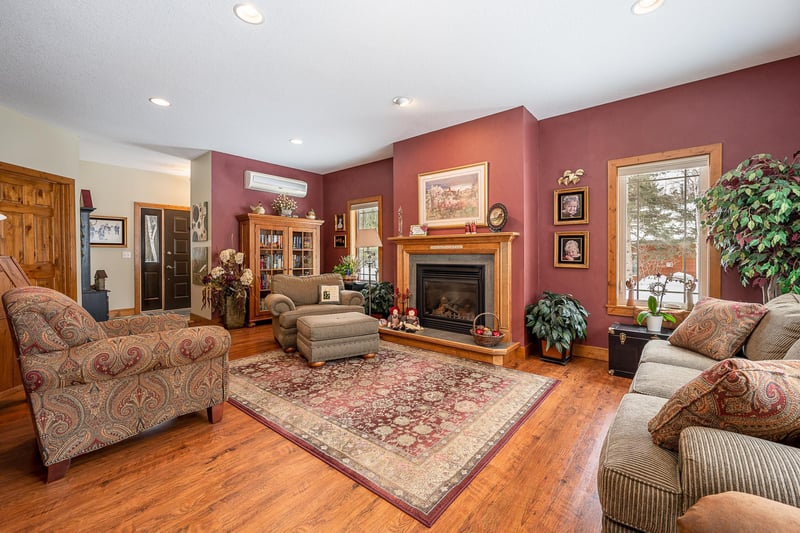 118 White Spruce Ln, Coleraine, MN 55722