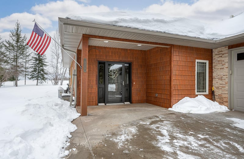 118 White Spruce Ln, Coleraine, MN 55722