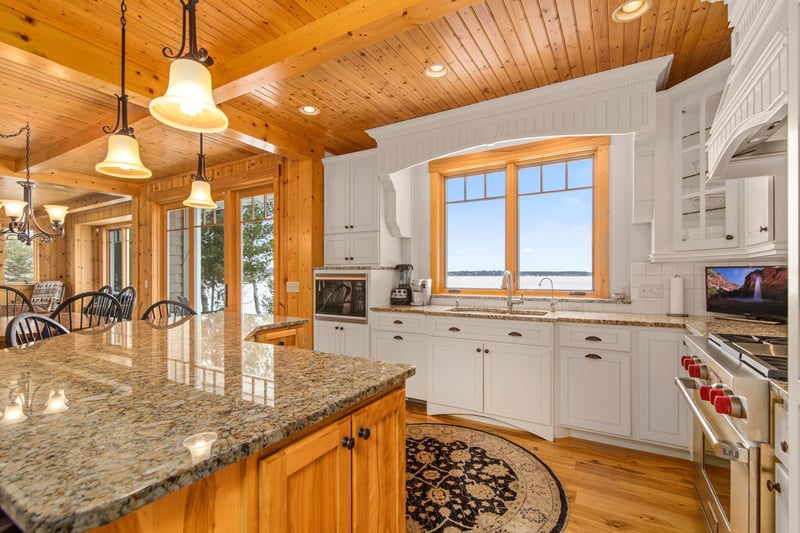 10166 Birch Grove Rd, Brainerd, MN 56401
