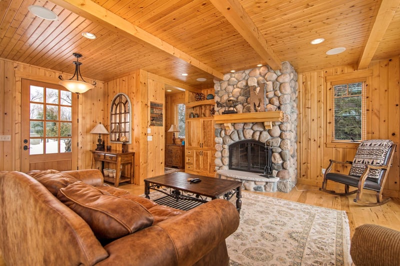 10166 Birch Grove Rd, Brainerd, MN 56401