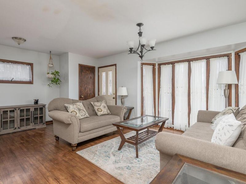 5407 67th Ave N, Brooklyn Center, MN 55429