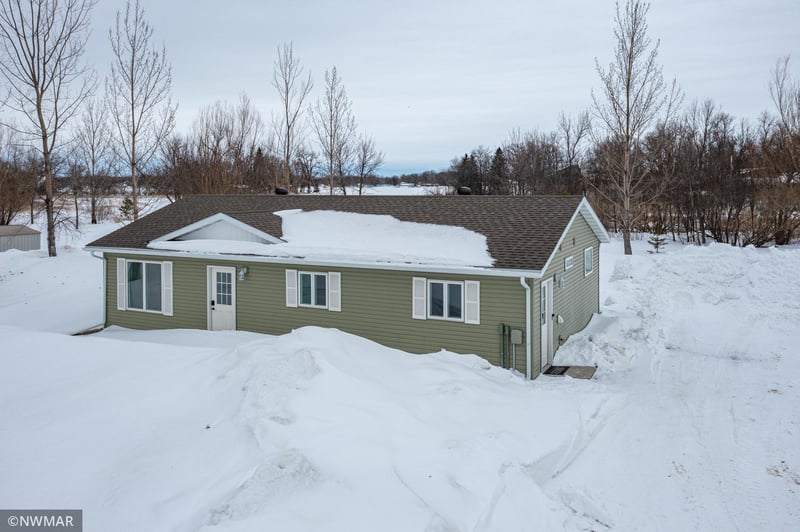 11647 Maplewood Dr SE, Mentor, MN 56736