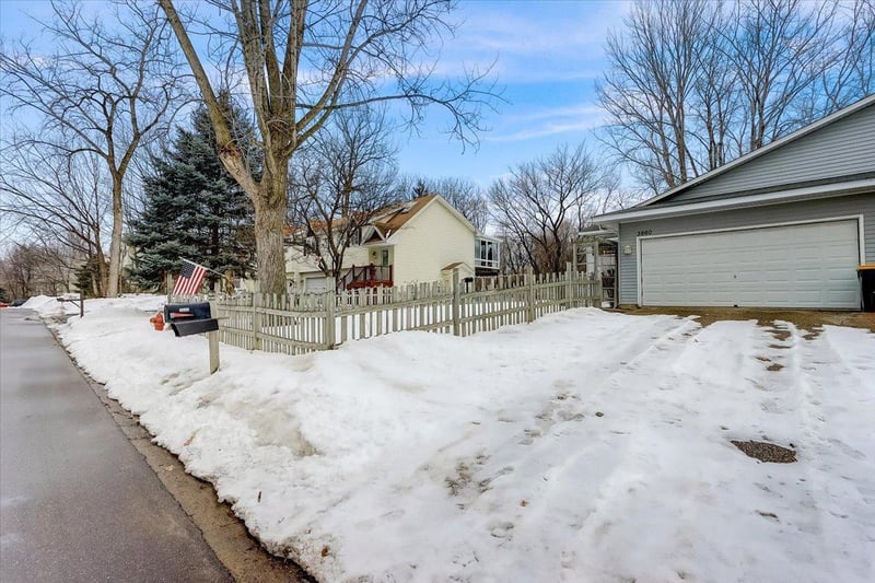 3660 Livingston Ave, Orono, MN 55391
