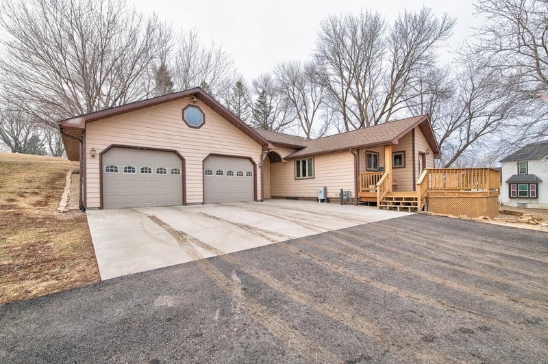808 Highway 71 S, Jackson, MN 56143