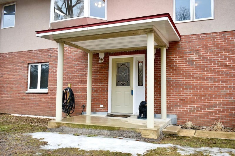 W4911 Puent Rd, La Crosse, WI 54601