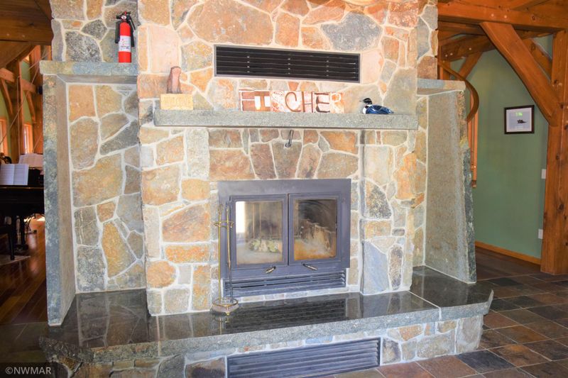 8201 Strongbow Dr NE, Bemidji, MN 56601