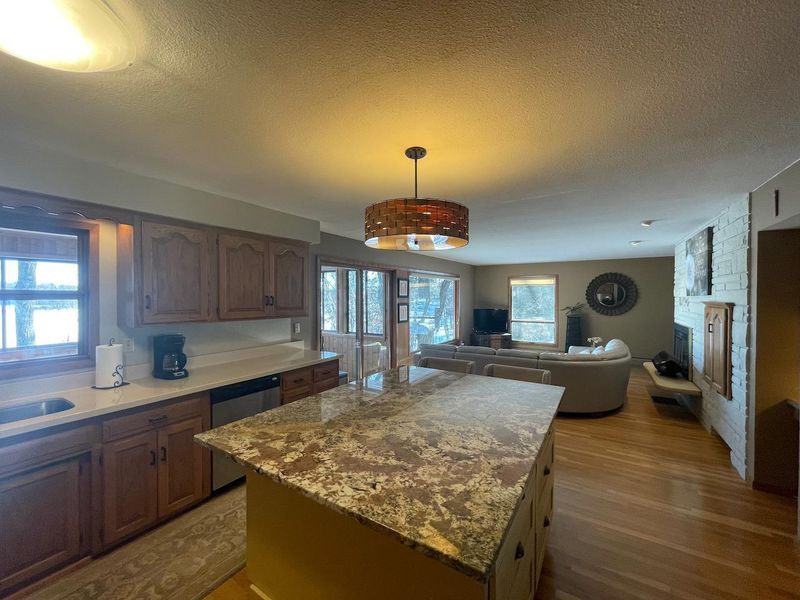 11290 Ebinger Rd, Brainerd, MN 56401