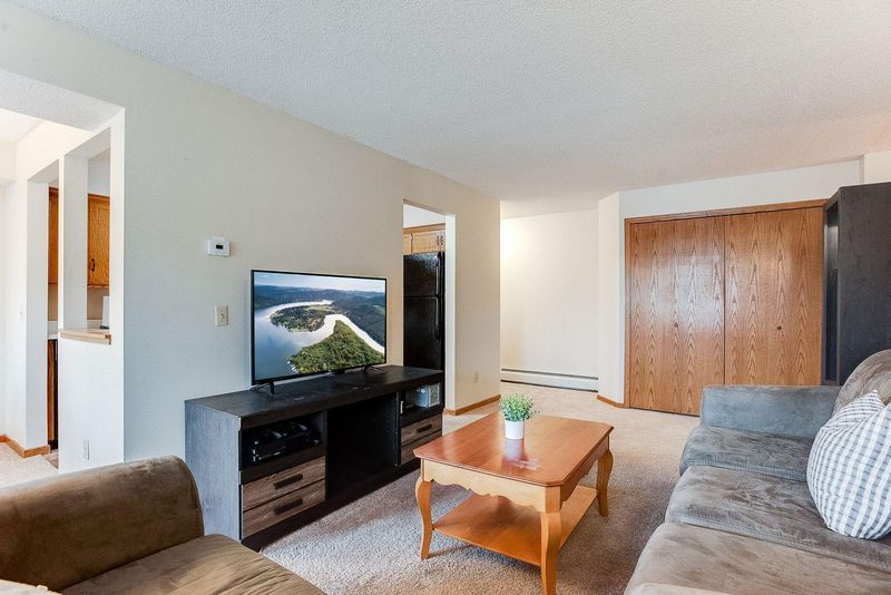 14835 Endicott Way #218, Apple Valley, MN 55124